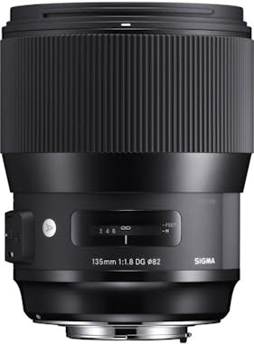Sigma 135mm F1.8 DG HSM Art (L) Sigma 135mm F1.8 DG HSM Art (L)