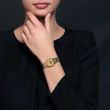 Casio Reloj Cronógrafo de Cuarzo para Mujer CASIO LA670W Casio Reloj Cronógrafo de Cuarzo para Mujer CASIO LA670W