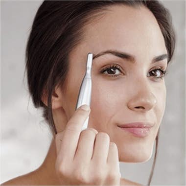 Braun BRAUN Recortador de bikini 3 en 1 FG1100 - Blanco Braun BRAUN Recortador de bikini 3 en 1 FG1100 - Blanco