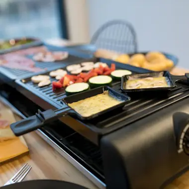 Livoo LIVOO DOC185 Parrilla Raclette para 12 personas - Livoo LIVOO DOC185 Parrilla Raclette para 12 personas -