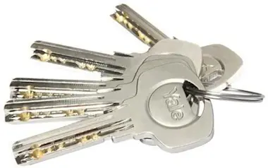 Yale Candado Seguridad Exterior 40mm, 3 Llaves, Latón C Yale Candado Seguridad Exterior 40mm, 3 Llaves, Latón C