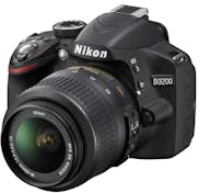 Nikon D3200 + AF-S DX 18-55mm f/3.5-5.6G