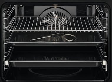 AEG AEG BPE556360M 71 L 3500 W A+ Acero inoxidable AEG AEG BPE556360M 71 L 3500 W A+ Acero inoxidable