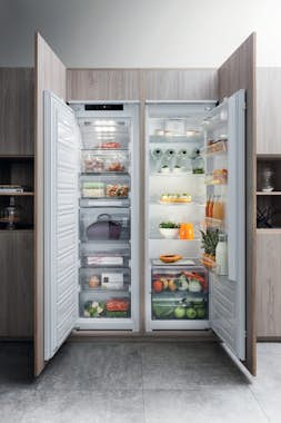 Hotpoint Hotpoint SB 18011 frigorífico Integrado 314 L F Bl Hotpoint Hotpoint SB 18011 frigorífico Integrado 314 L F Bl