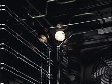 Zanussi Zanussi ZOHEX3X1 72 L 2780 W A+ Negro, Acero inoxi Zanussi Zanussi ZOHEX3X1 72 L 2780 W A+ Negro, Acero inoxi