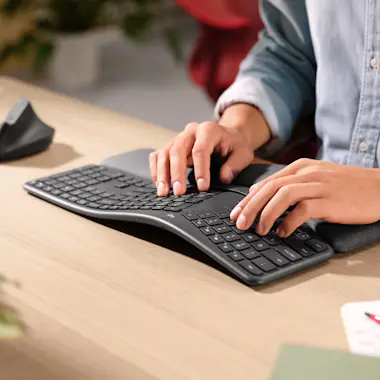 Logitech Logitech Ergo K860 teclado RF Wireless + Bluetooth Logitech Logitech Ergo K860 teclado RF Wireless + Bluetooth