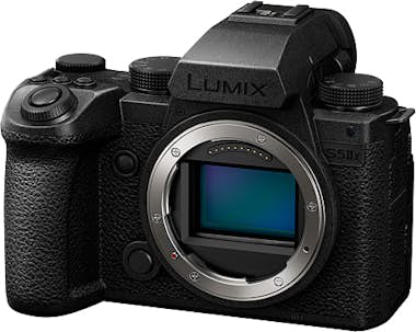 Panasonic Panasonic Lumix S5IIX MILC 24,2 MP CMOS 12000 x 80 Panasonic Panasonic Lumix S5IIX MILC 24,2 MP CMOS 12000 x 80