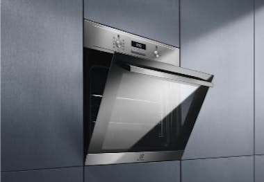 Electrolux Electrolux EOF3H40BX 65 L A Negro, Acero Electrolux Electrolux EOF3H40BX 65 L A Negro, Acero