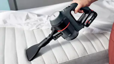 Bosch Bosch BBS712A aspiradora de mano Grafito Sin bolsa Bosch Bosch BBS712A aspiradora de mano Grafito Sin bolsa