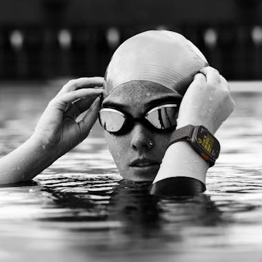 Apple Apple Watch Ultra 2 OLED 49 mm Digital 410 x 502 P Apple Apple Watch Ultra 2 OLED 49 mm Digital 410 x 502 P