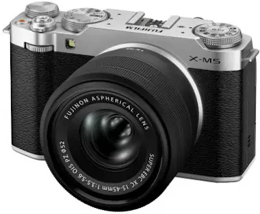 FujiFilm XM5 + XC 15-45mm F3.5-5.6 IOS PZ FujiFilm XM5 + XC 15-45mm F3.5-5.6 IOS PZ