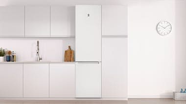 Balay Balay 3KF6836WI nevera y congelador Independiente Balay Balay 3KF6836WI nevera y congelador Independiente