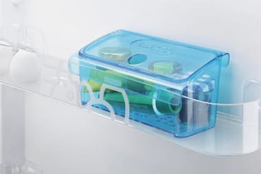 Zanussi Zanussi ZRB34214WA nevera y congelador Independien Zanussi Zanussi ZRB34214WA nevera y congelador Independien