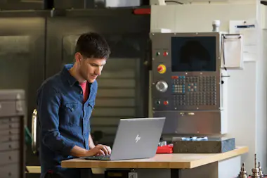 HP HP ZBook Studio G5 Plata Estación de trabajo móvil HP HP ZBook Studio G5 Plata Estación de trabajo móvil