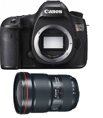 Canon EOS 5DS + EF 16-35mm f/2.8L III USM Canon EOS 5DS + EF 16-35mm f/2.8L III USM