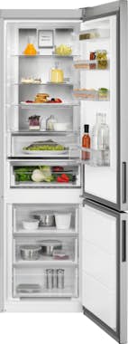 AEG AEG RCB73831TX nevera y congelador Integrado Acero AEG AEG RCB73831TX nevera y congelador Integrado Acero