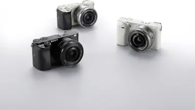 Sony Sony a6000 + 16-50mm MILC 24,3 MP CMOS 6000 x 4000 Sony Sony a6000 + 16-50mm MILC 24,3 MP CMOS 6000 x 4000
