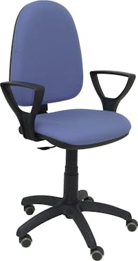 Piqueras y Crespo Silla Ayna bali azul claro brazos fijos ruedas de Piqueras y Crespo Silla Ayna bali azul claro brazos fijos ruedas de