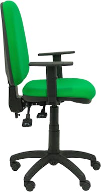 Piqueras y Crespo Silla Tribaldos verde con brazos regulables Piqueras y Crespo Silla Tribaldos verde con brazos regulables