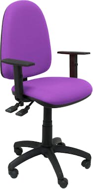 Piqueras y Crespo Silla Tribaldos lila con brazos regulables Piqueras y Crespo Silla Tribaldos lila con brazos regulables