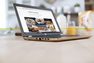 HP HP 15-bs199ns Negro Portátil 39,6 cm (15.6"") 1366 HP HP 15-bs199ns Negro Portátil 39,6 cm (15.6"") 1366