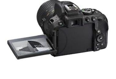 Nikon Nikon D5300 + AF-S DX NIKKOR 18-105mm Juego de cám