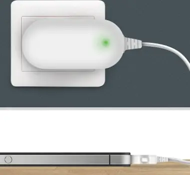 Avizar Cargador para iPhone 3G, 3Gs, 4, 4S con conector 3 Avizar Cargador para iPhone 3G, 3Gs, 4, 4S con conector 3