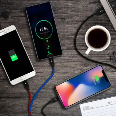 Baseus Cable USB 3 en 1 Micro-USB/Lightning/USB-C 3.1A Th Baseus Cable USB 3 en 1 Micro-USB/Lightning/USB-C 3.1A Th
