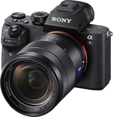 Sony Sony ALPHA 7S II + SEL Vario-Tessar T* FE 24-70 mm