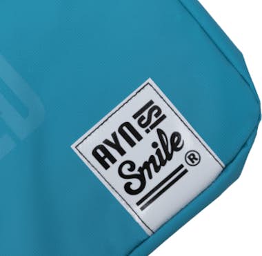 Smile Smile Akira maletines para portátil 39,6 cm (15.6"