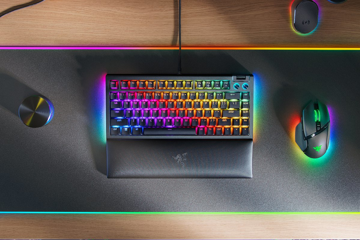 RAZER Razer BlackWidow V4 teclado USB QWERTY Inglés de E