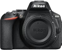 Nikon D5600 (Cuerpo)