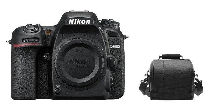 Nikon NIKON D7500 Cuerpo + Bolsa de camara