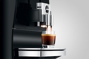 jura JURA Z6 Diamond Black Máquina espresso 2,4 L Total